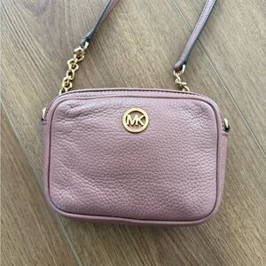 Michael Kors Rose Pink Leather Crossbody Purse